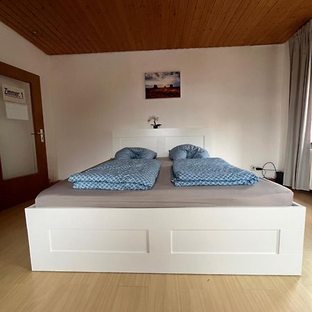 Gemuetliche Wohnung In Ruhiger Lage Karlsruhe Kültér fotó